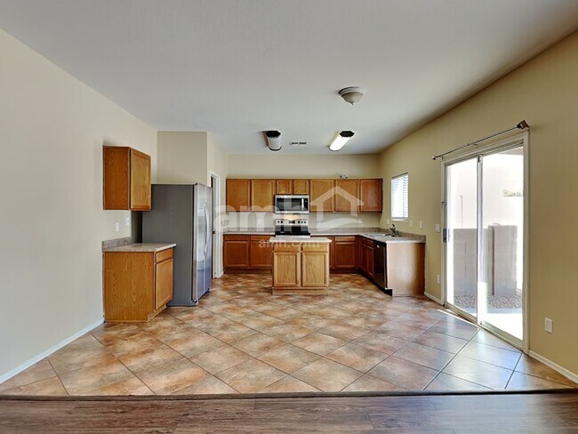 Building Photo - 13240 W Watson Ln