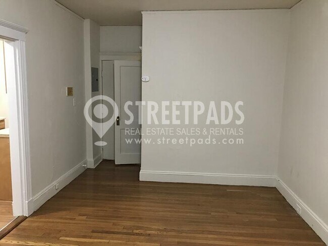 Building Photo - 1 bedroom in Boston MA 02215