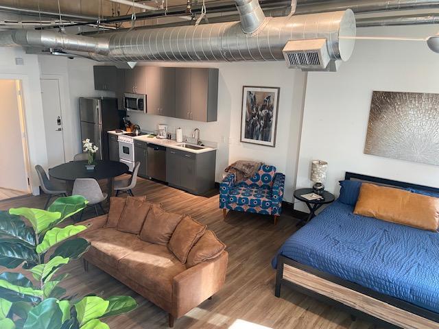 Foto principal - 1403 Corinth St