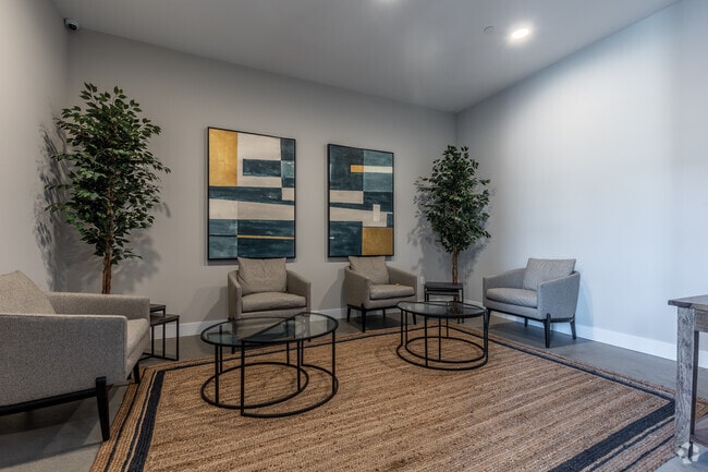 Lobby - NHLM - Nehalem 13 **************