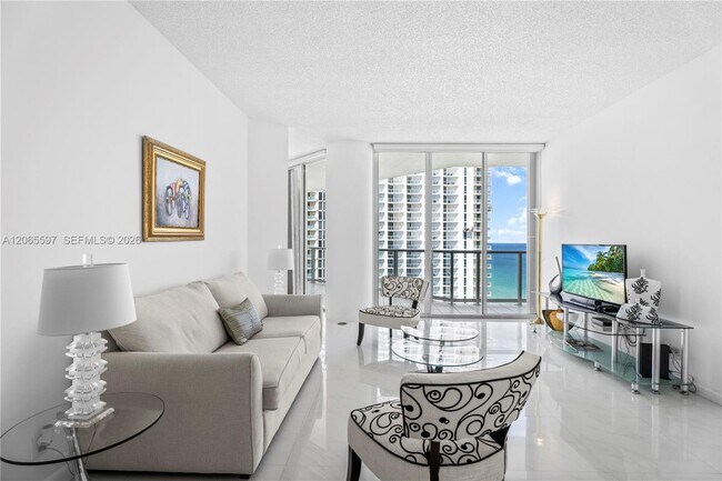 Building Photo - 16485 Collins Ave