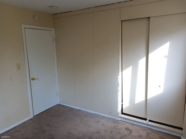 Building Photo - 4 br, 1 bath House - 4432 Natchez Avenue