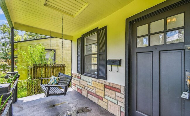 Foto del edificio - 1176 Dancy St