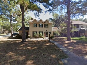 Building Photo - 12318 De Forrest St