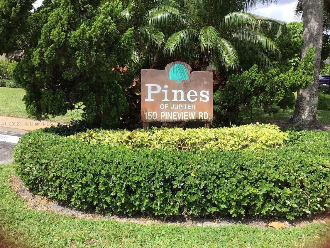 Primary Photo - 150 Pineview Rd