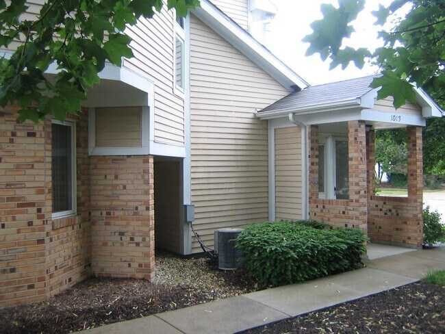 Foto del edificio - 1013 Courtland Dr