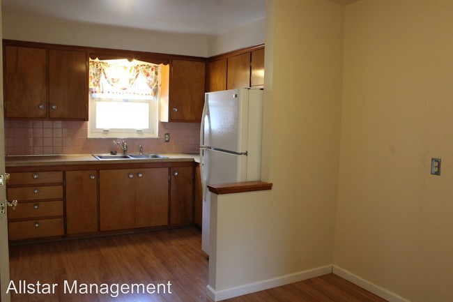 Building Photo - 2 br, 1 bath House - 6251 State Rd DN
