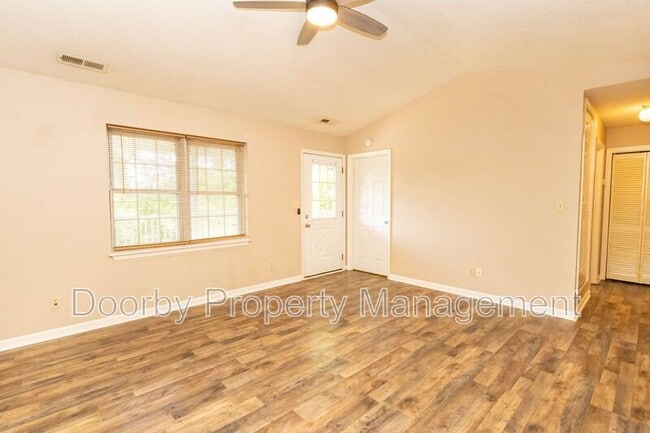 Foto del edificio - 6330 Harrison Ooltewah Rd