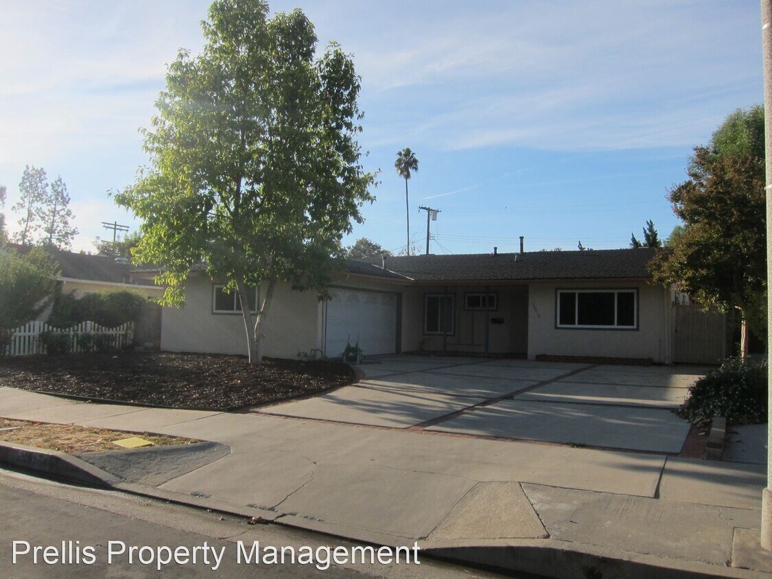 3 br, 2 bath House 24010 Kittridge Street House Rental in Los