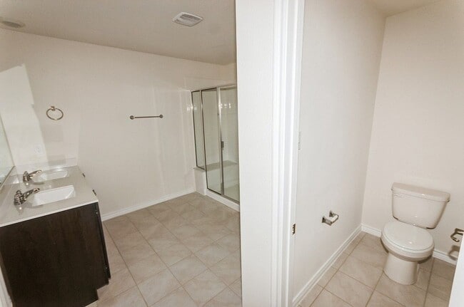 Building Photo - 275 Carolina Trace