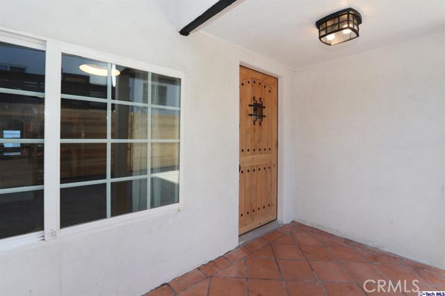Building Photo - 1361 Armadale Ave