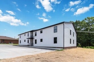 Building Photo - 56 Hopewell Church Rd