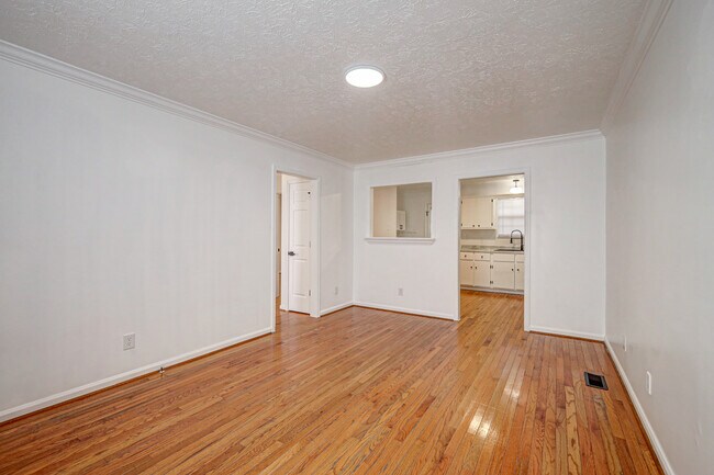 Building Photo - 5610 Obrien Ave