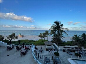 Building Photo - 17375 Collins Ave
