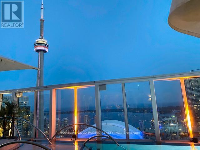 Photo du bâtiment - 88 Blue Jays Way