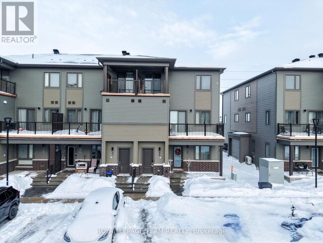 Building Photo - 510 Lillian Freiman Private