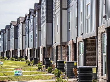Property Community - 168 Ramsden Ave