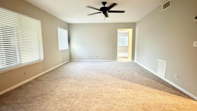 Building Photo - 4988 Sable Pine Cir