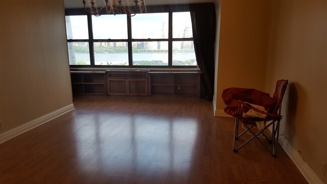 Foto del edificio - 7002 Boulevard E