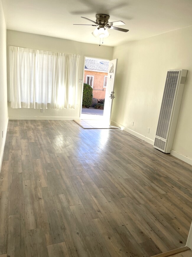 Building Photo - 628 S Pacific Coast Hwy