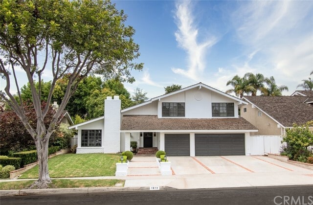 Primary Photo - 1819 Newport Hills Dr E
