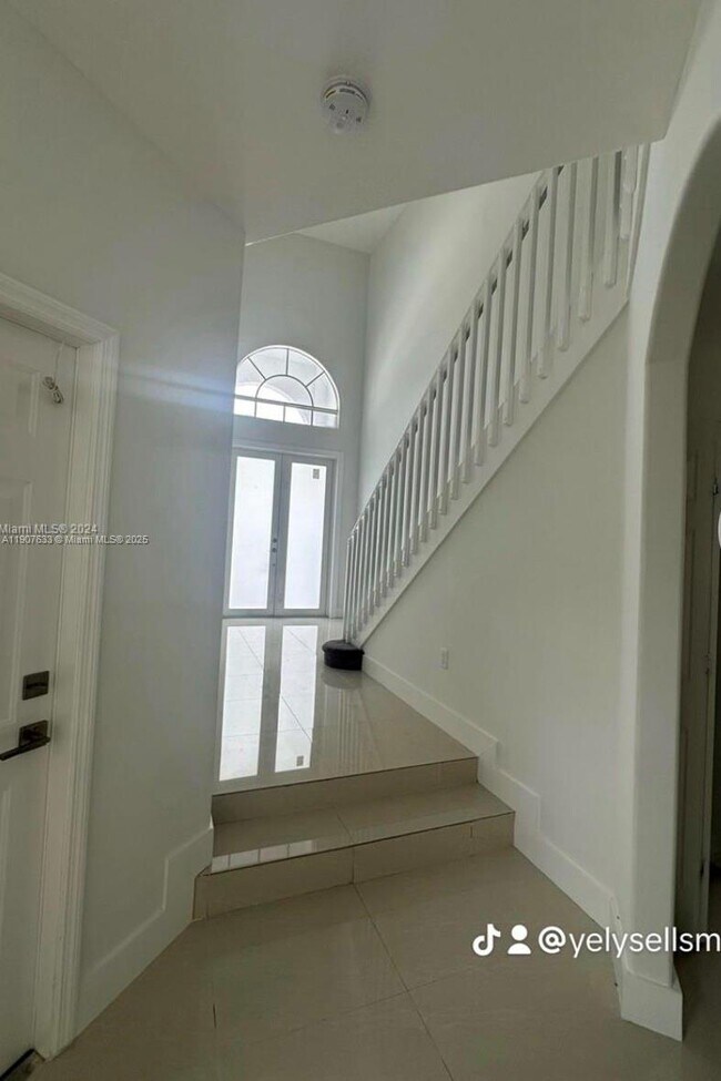 Foto del edificio - 16314 SW 61st Ln