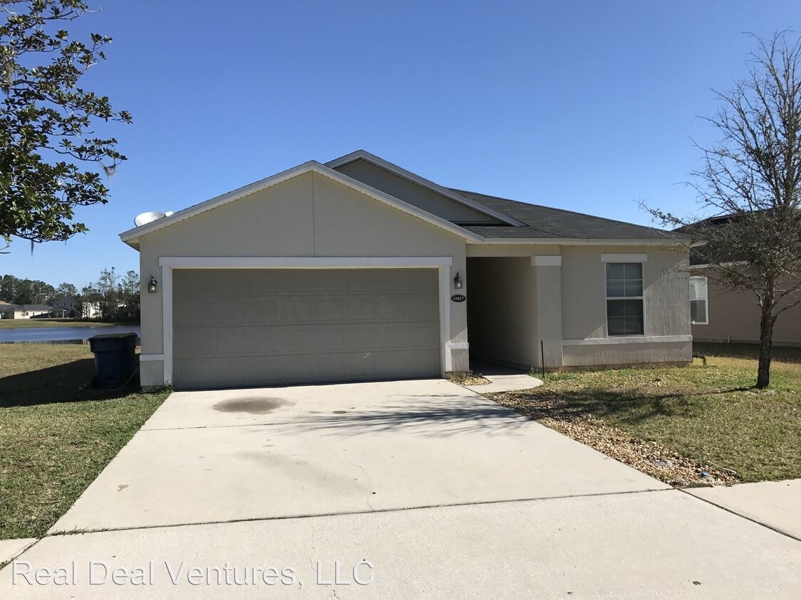 Foto principal - 11827 Alexandra Dr