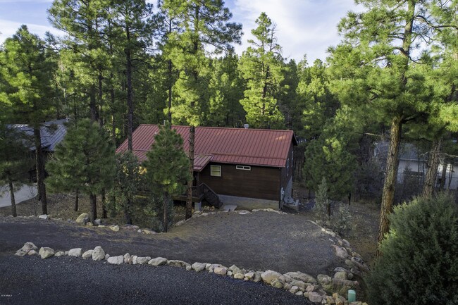 Building Photo - 960 Cedar Ridge Run