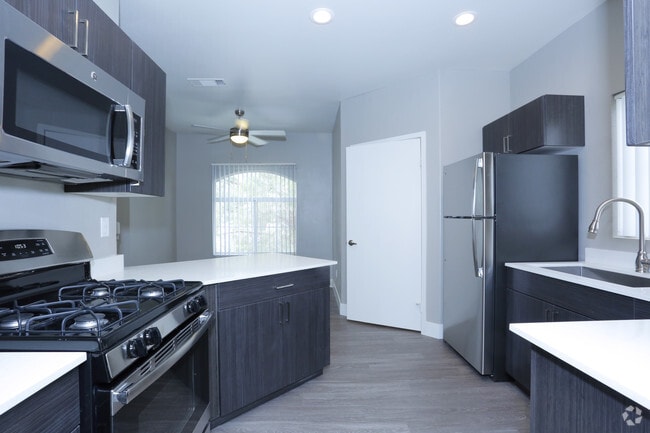 Interior Photo - Bella Vida