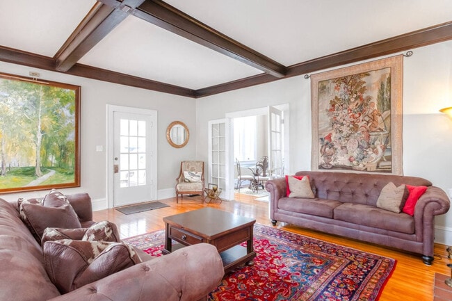 Foto del edificio - 406 NE 7th Ave