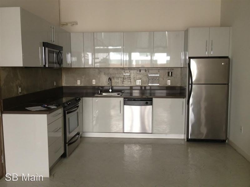 Foto del edificio - 111 W 7th St