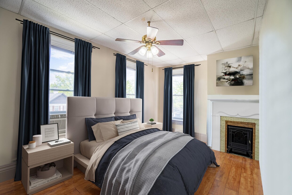 Bedroom - 170 W College St