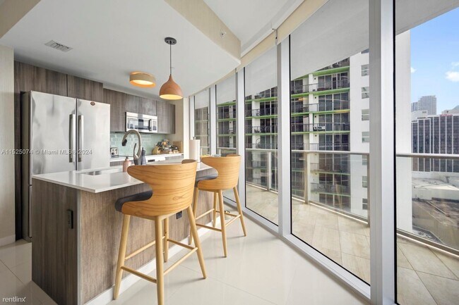 Foto del edificio - 2 br, 2.5 bath Condo - 488 NE 18th St Unit...