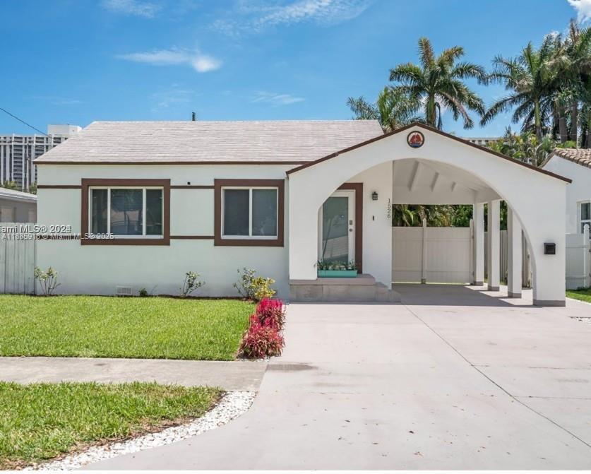 Foto principal - 1526 NE 110th St