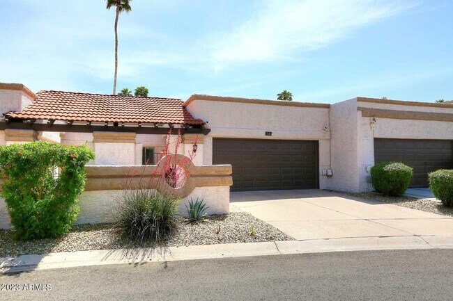 Foto del edificio - 7328 E Pleasant Run