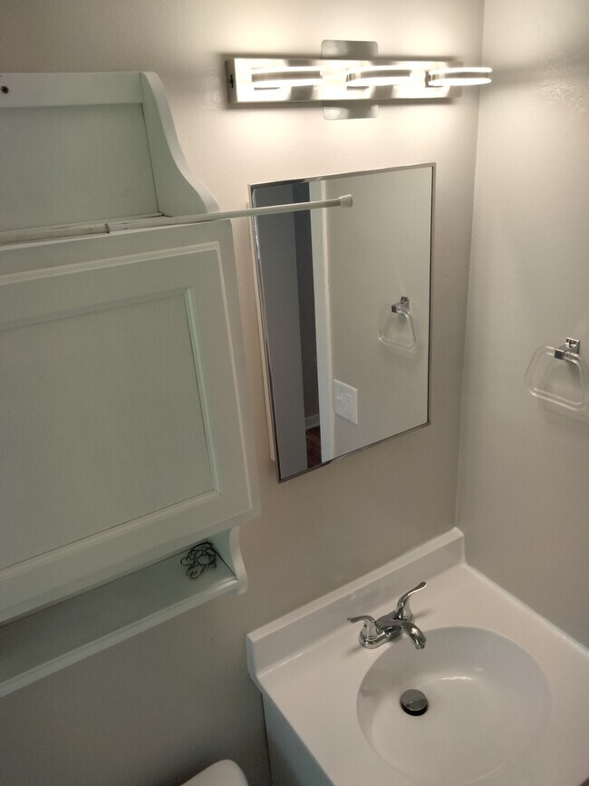 Foto del edificio - 1035 N 40th St