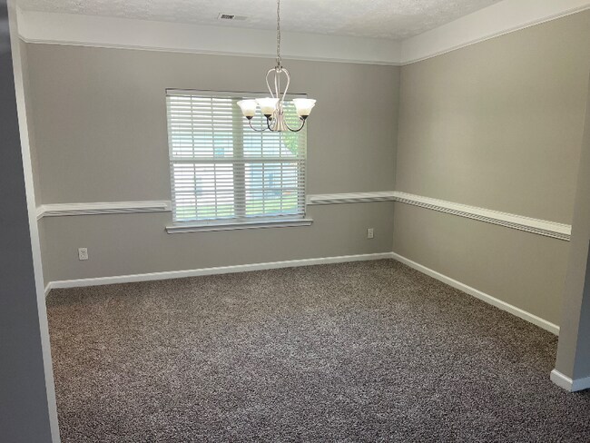 Foto del edificio - 144 Colony Park Ln