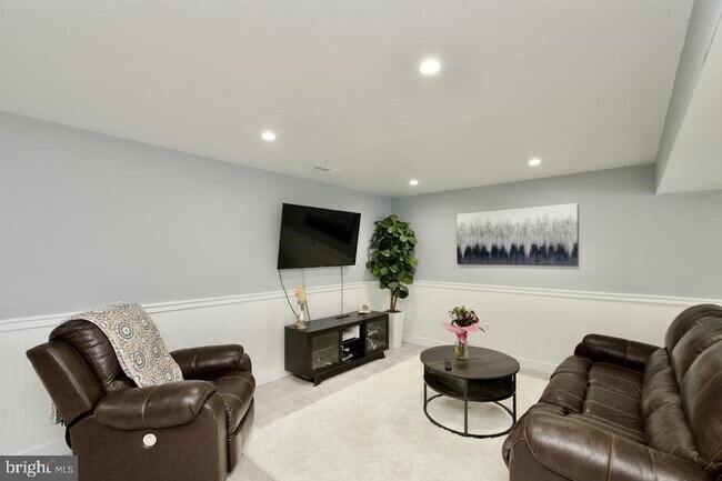 Foto del edificio - 5576 Neddleton Ave