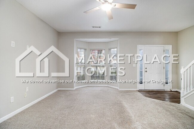 Building Photo - 6432 Parkway Trace