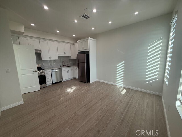 Foto del edificio - 13939 Leadwell St