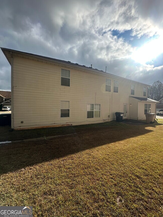 Foto del edificio - 3682 Fremont Dr