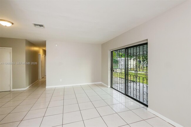 Building Photo - 3010 NW 187th St