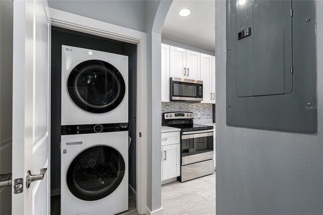 Foto del edificio - 208 Cape Harbour Loop