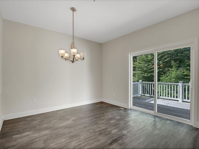 Building Photo - 3 bedrooms Townhome in Upper Marlboro