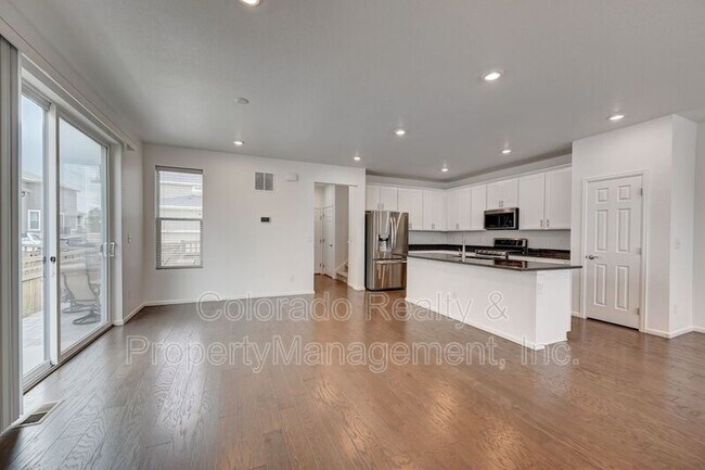 Foto del edificio - 16580 E Virginia Ave