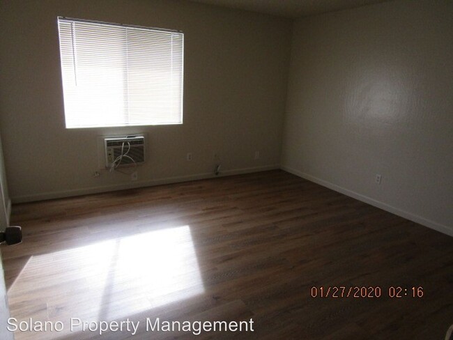 Building Photo - 2101 Santa Ana Dr