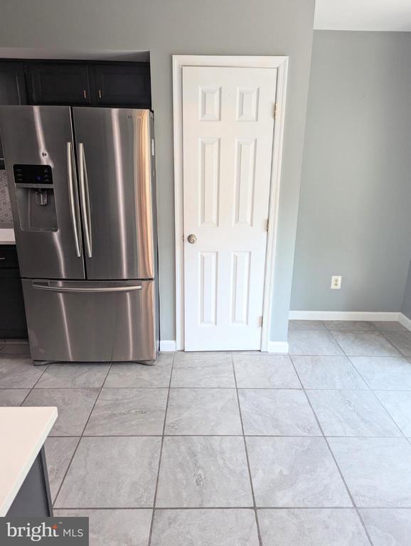 Building Photo - 46582 Broadspear Terrace