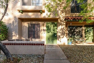 Building Photo - 4901 E Kelton Ln