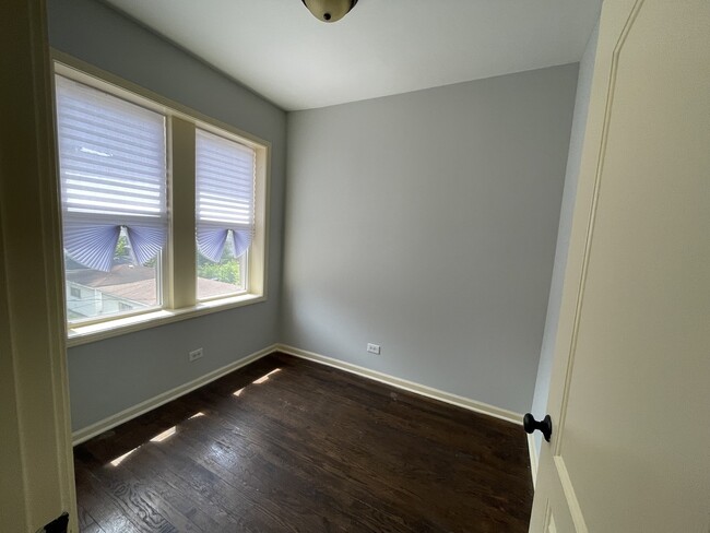 Foto del edificio - 7626 S Drexel Ave