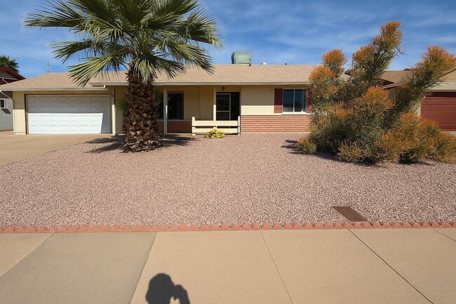 "Charming 2-Bed, 2-Bath Oasis in Phoenix -... - "Charming 2-Bed, 2-Bath Oasis in Phoenix -... Apartment